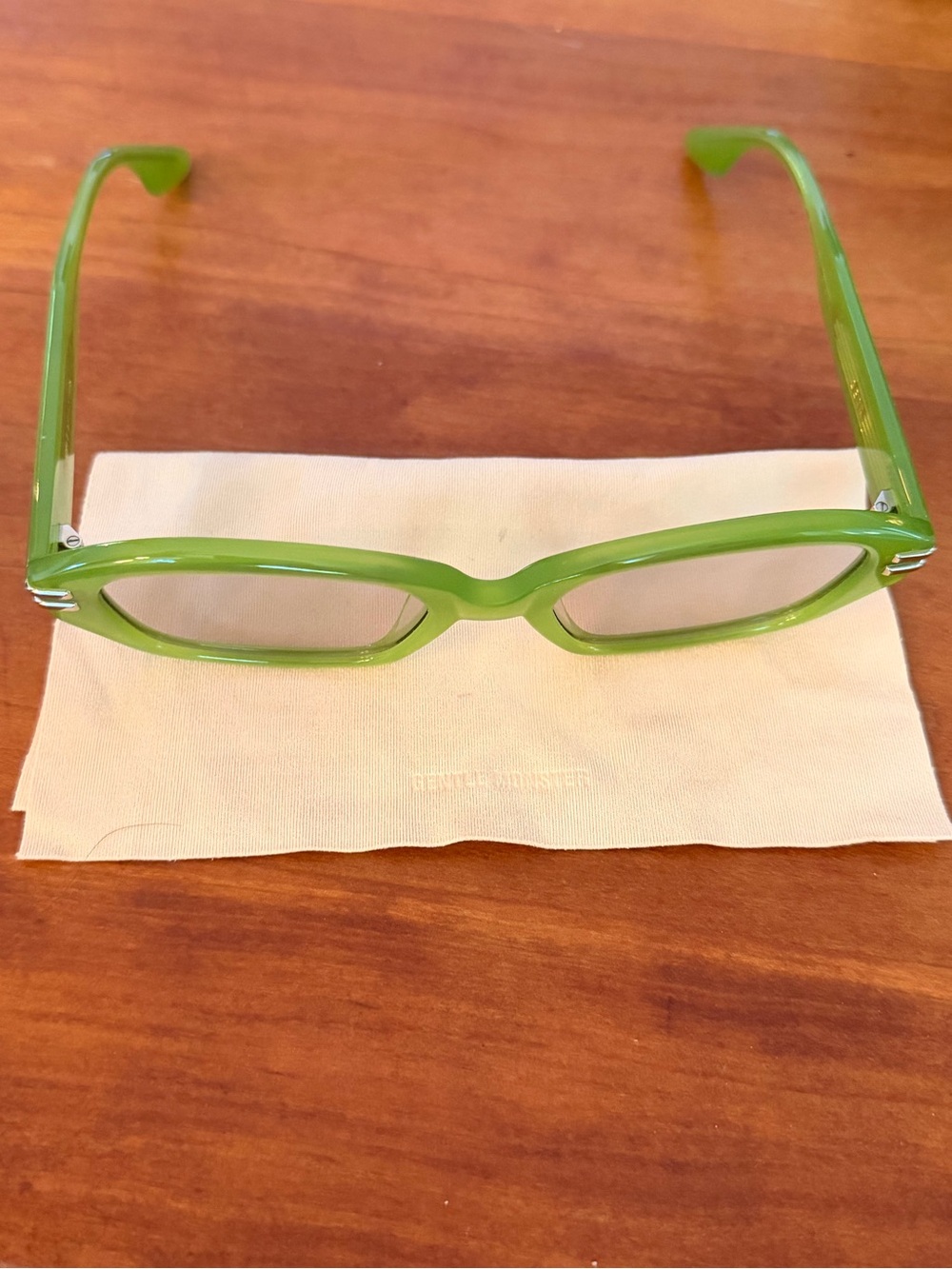 GENTLE MONSTER Deck Sunglasses in Green - Picture 7 of 8
